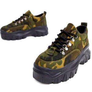 New PD Camouflage Sneakers, Women's Size 7